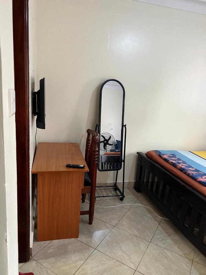 Lark Suites -Bukoto كامبالا المظهر الخارجي الصورة